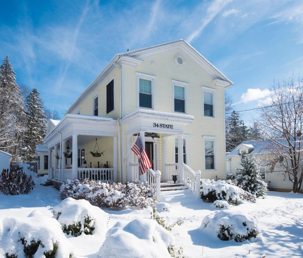 34 State "Historic Luxury Suites" Skaneateles Exterior photo